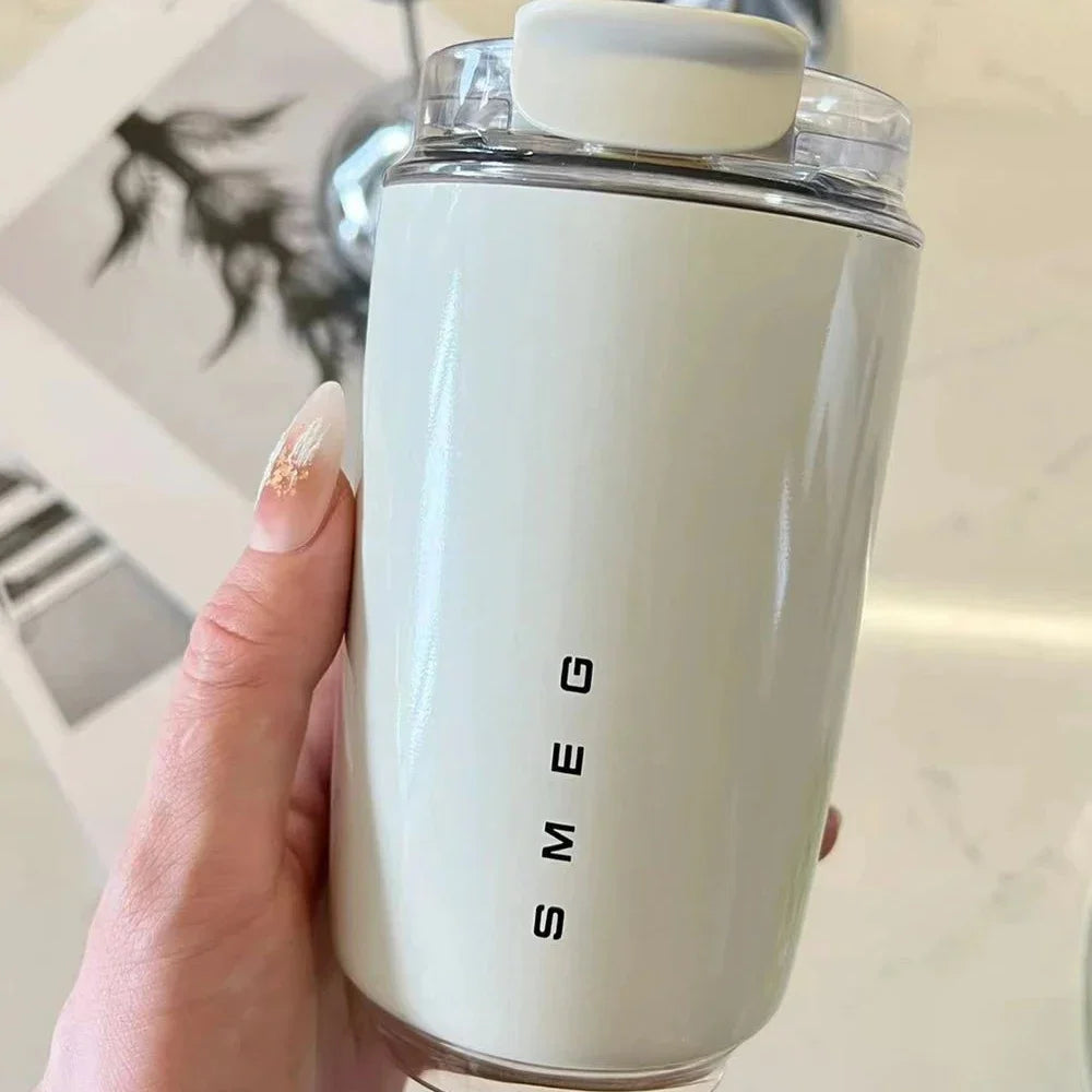 SMEG - Travel Thermos I Stilfuld og isoleret drikkekop (250 ml)