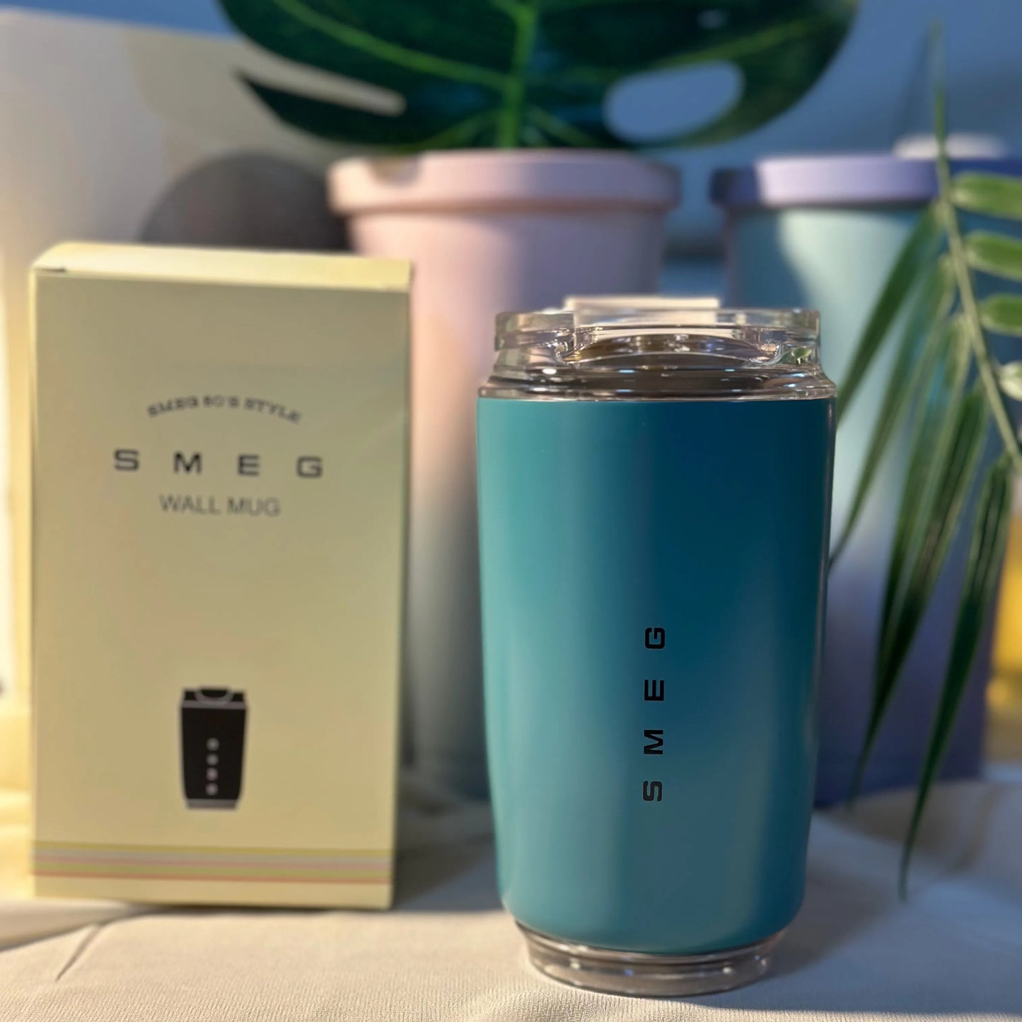 SMEG - Travel Thermos I Stilfuld og isoleret drikkekop (250 ml)
